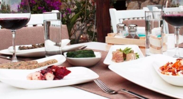 Serefe Balik Alacati Alacati